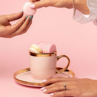El tono de uñas que combina con todo casi sin ningún esfuerzo