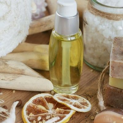 Cómo hacer linimento casero: receta con aceites naturales