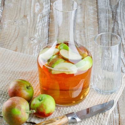 El Truco de la Abuela: Usa vinagre de manzana para amortiguar el impacto del azúcar en tus comidas