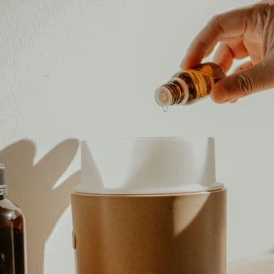 Inhala calma en 60 segundos: el poder de la bergamota para la ansiedad y el cortisol