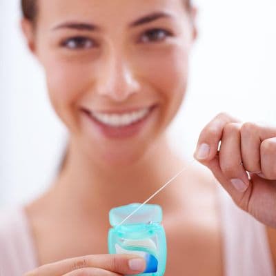 5 remedios rápidos y efectivos para desinflamar las encías en casa