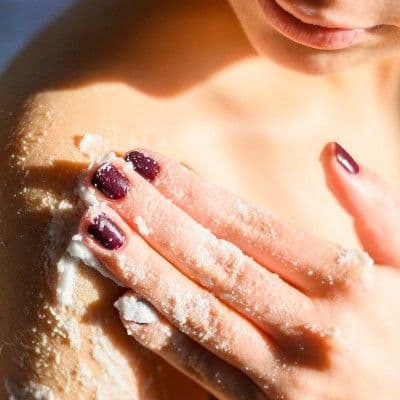 El poder de las sales de Epsom: el remedio para relajar músculos, exfoliar y deshinchar.