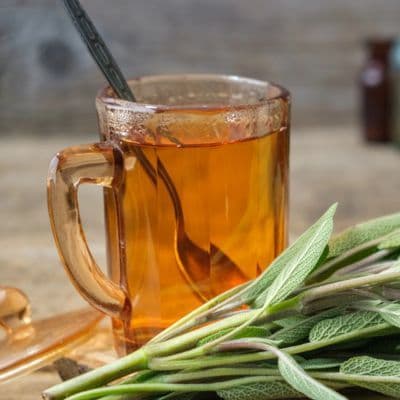 Té rojo: propiedades quema grasa y depurativas que debes conocer
