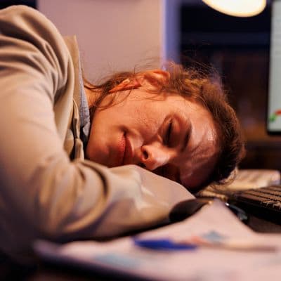 Melatonina y ansiedad: sirve realmente para calmarla
