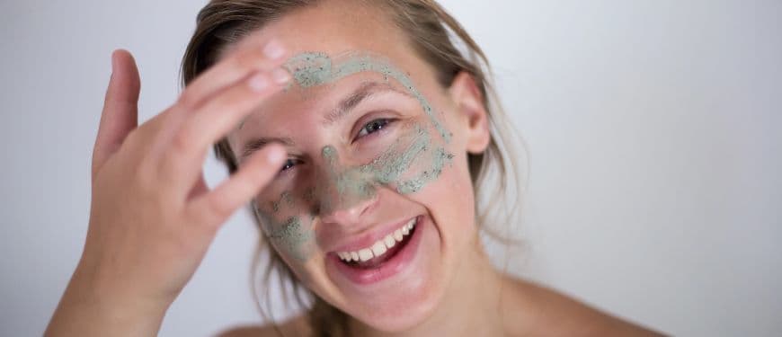 Todo lo que debes saber antes de hacerte un peeling facial químico