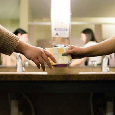 El objeto flexible que no notas y que te permite estar seca 12 horas seguidas