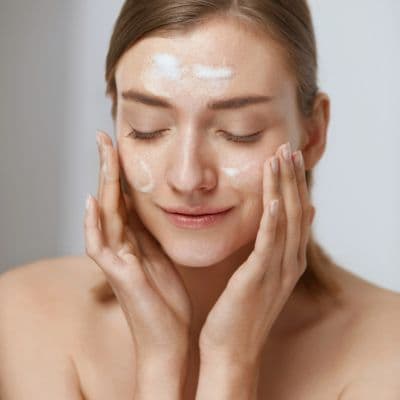 Todo lo que debes saber antes de hacerte un peeling facial químico