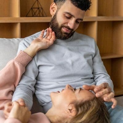 El placer profundo que ayuda a fortalecer tu musculatura íntima y a reducir el estrés en segundos.
