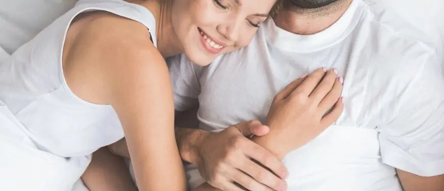 Hidratante vs. Lubricante vaginal: cuándo y por qué usar cada uno