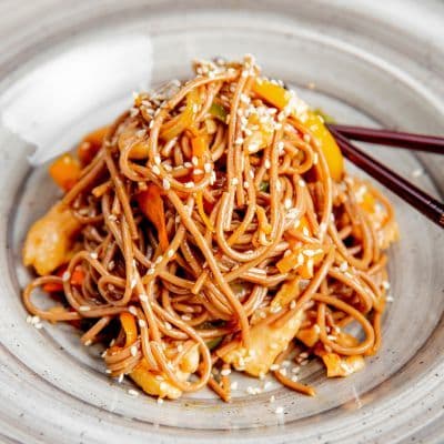 Pasta de miso: propiedades y cómo usarla en la cocina