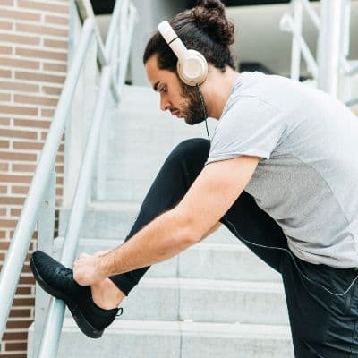 Tendinitis Rotuliana: Cómo bajar escaleras sin ver las estrellas