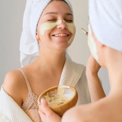 Consigue una piel de porcelana en casa: el método que renueva tu rostro