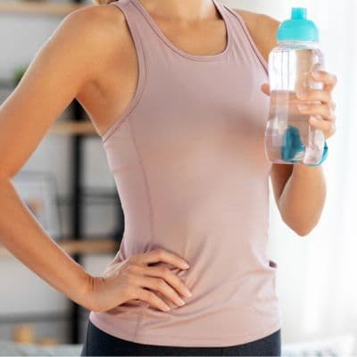 Peritonitis: qué es, síntomas de alarma y cómo se trata