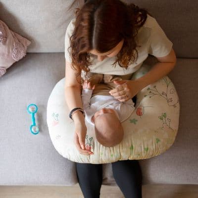 La guía real sobre el sangrado después del parto: qué esperar semana a semana