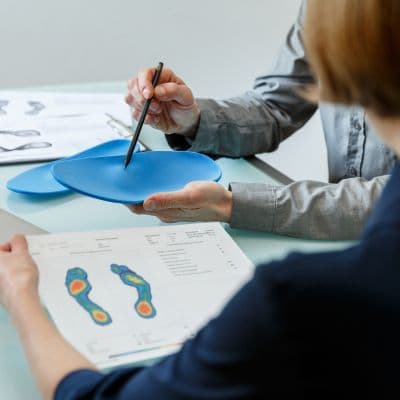 Mejores plantillas para tacones: Cómo evitar el dolor de pies y la metatarsalgia