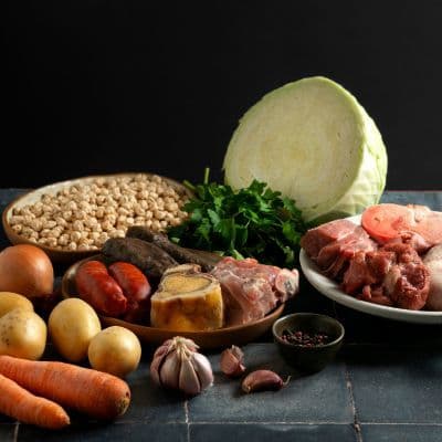 Estos alimentos suben tu ácido úrico aunque no tengas antecedentes de gota