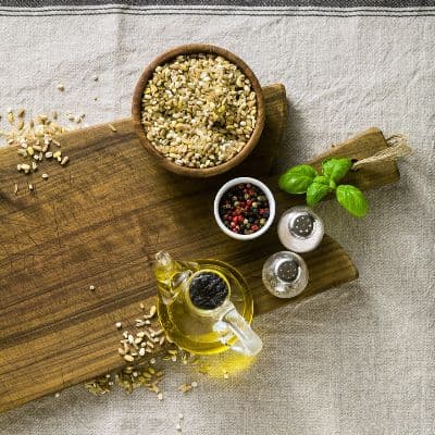 Aceite de lino (linaza): el Omega-3 vegetal más accesible y cómo usarlo