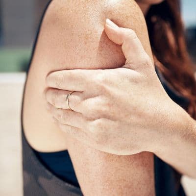 Qué es la dermatitis herpetiforme: la 'alergia al gluten' en la piel